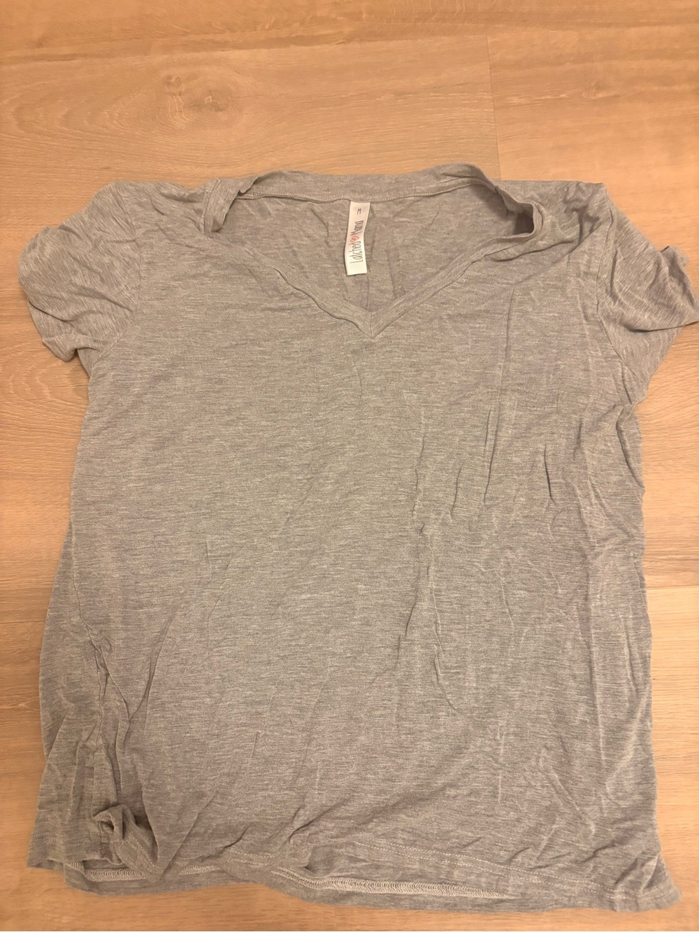 Latched mama nursing tee